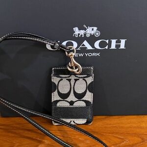Coach ID Lanyard Signature Canvas Patent Leather Black/Grey NWOT
